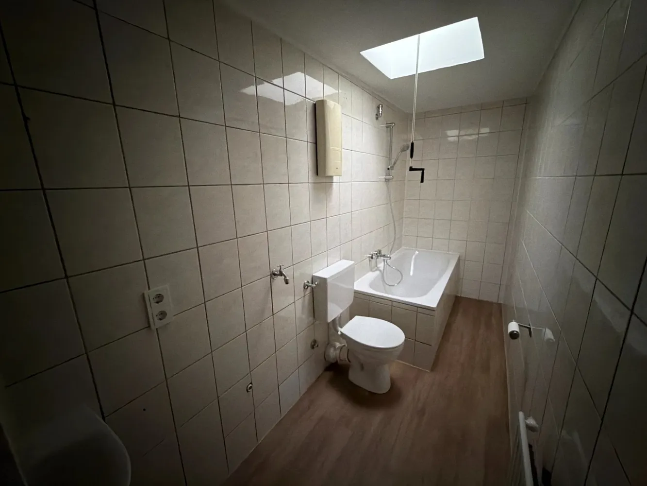 1 room apartment with 57 m² in Cologne – Photo 4