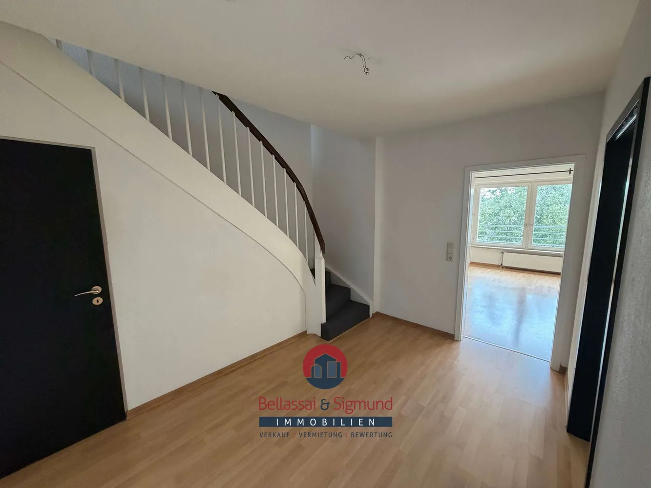 2 Zimmer Wohnung mit 80 m² in Bonn – Bild 4