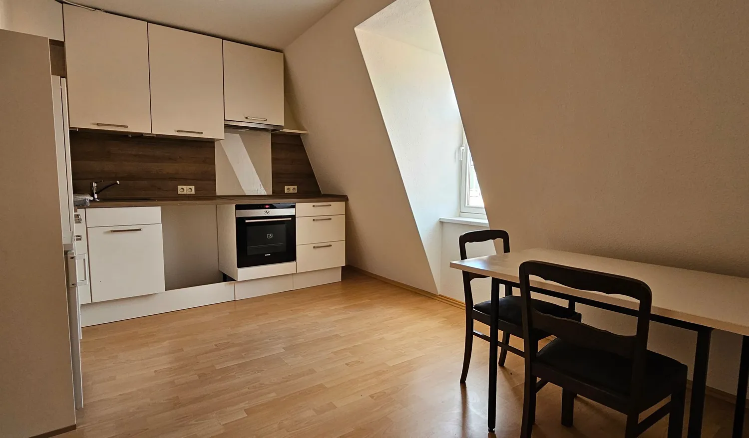 2 room apartment with 78 m² in Mühlhausen – Photo 6