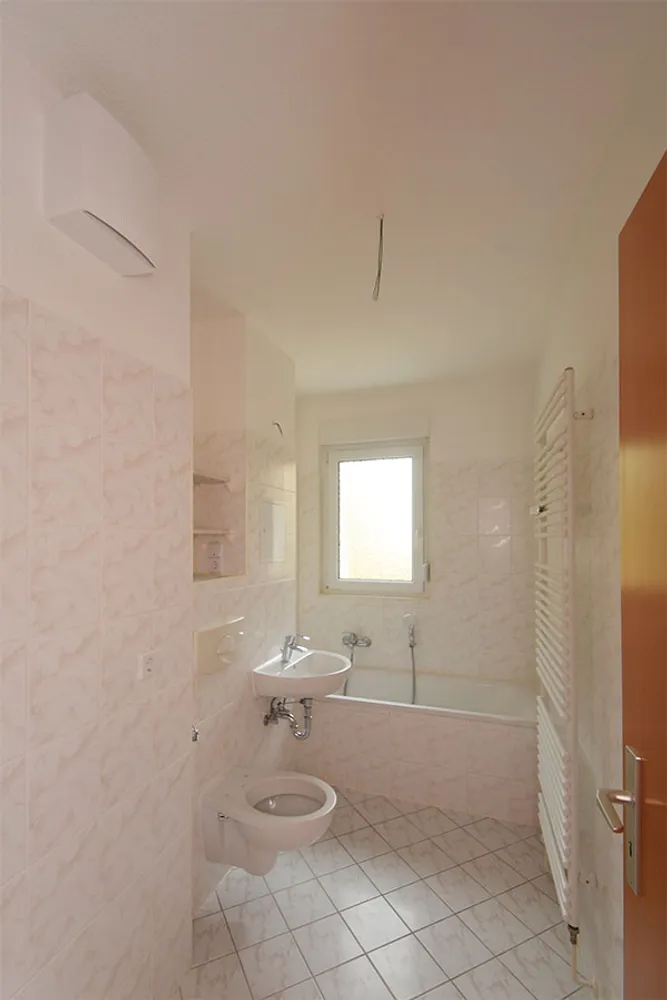 2 Zimmer Wohnung mit 49 m² in Halle (Saale) – Bild 3