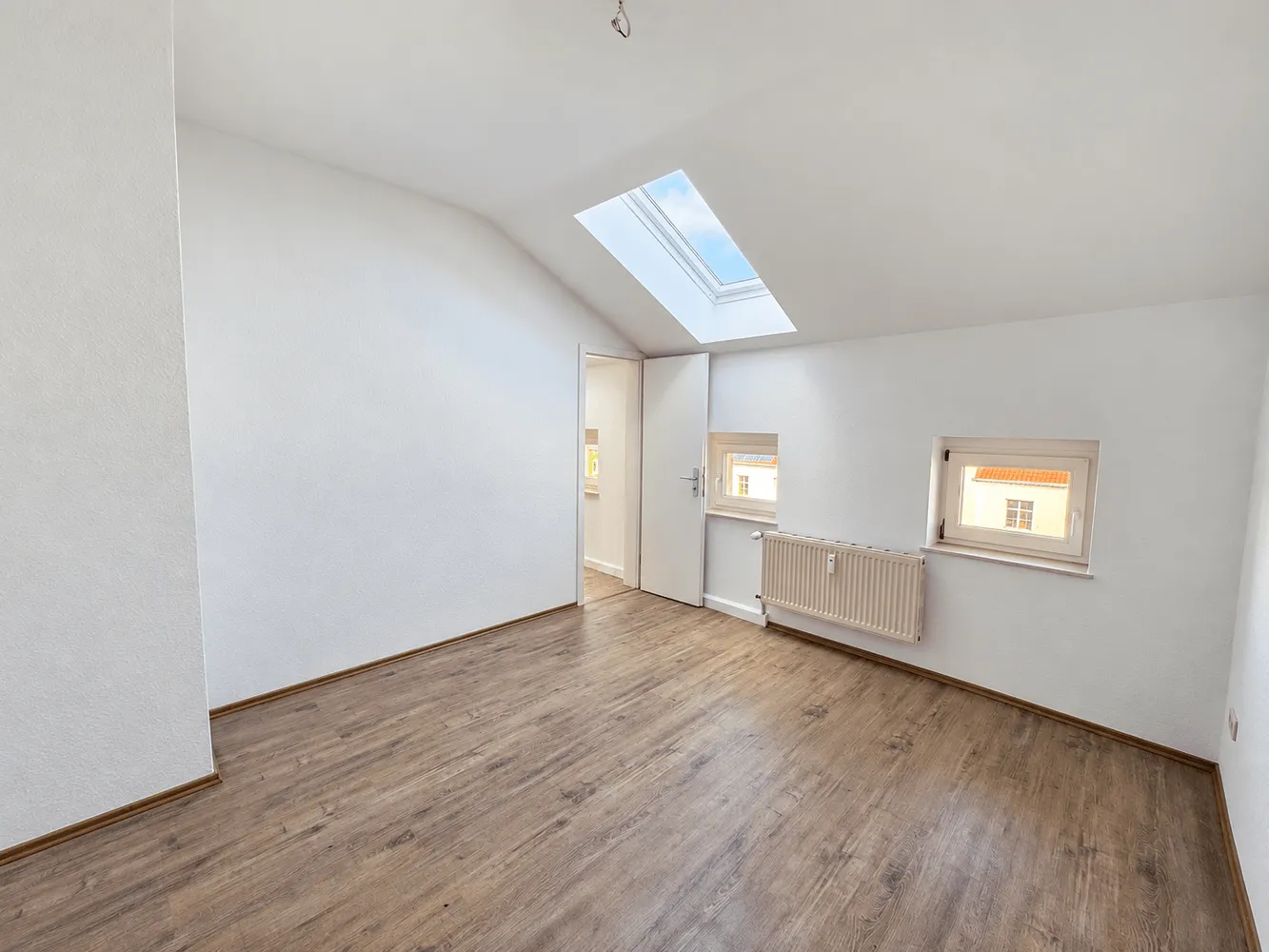 4 Zimmer Wohnung mit 105 m² in Halle (Saale) – Bild 5