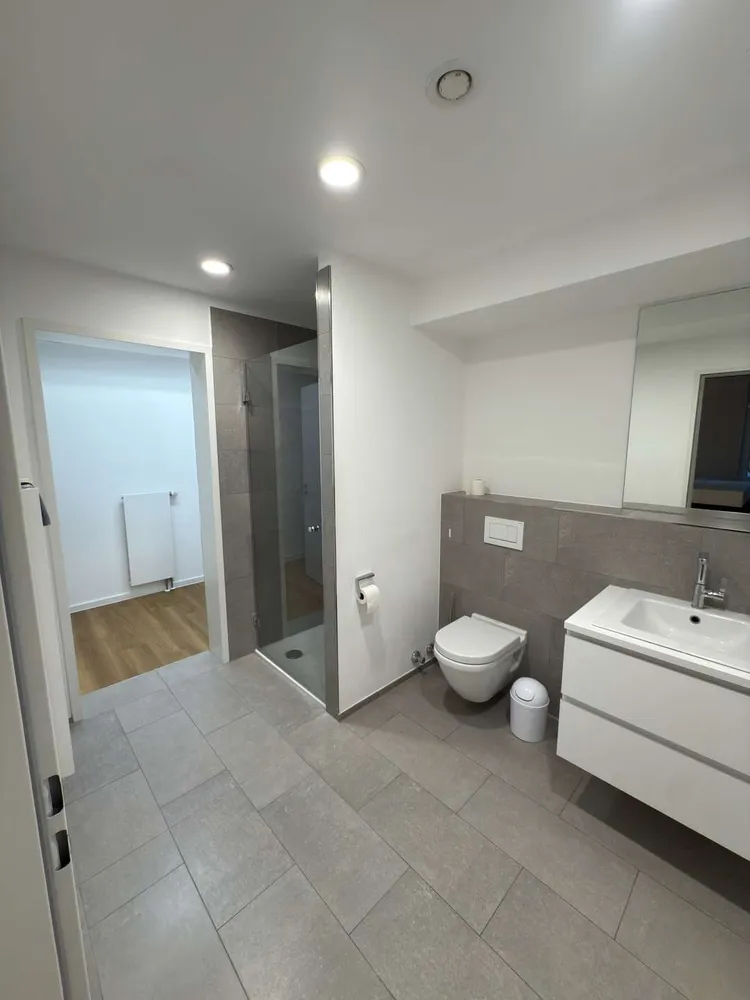 2 Zimmer Wohnung mit 80 m² in Düsseldorf – Bild 8