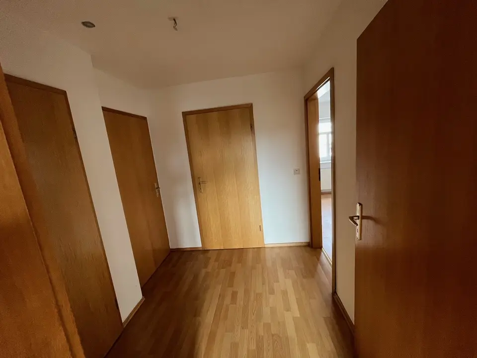 2 Zimmer Wohnung mit 60 m² in Altenburg – Bild 5
