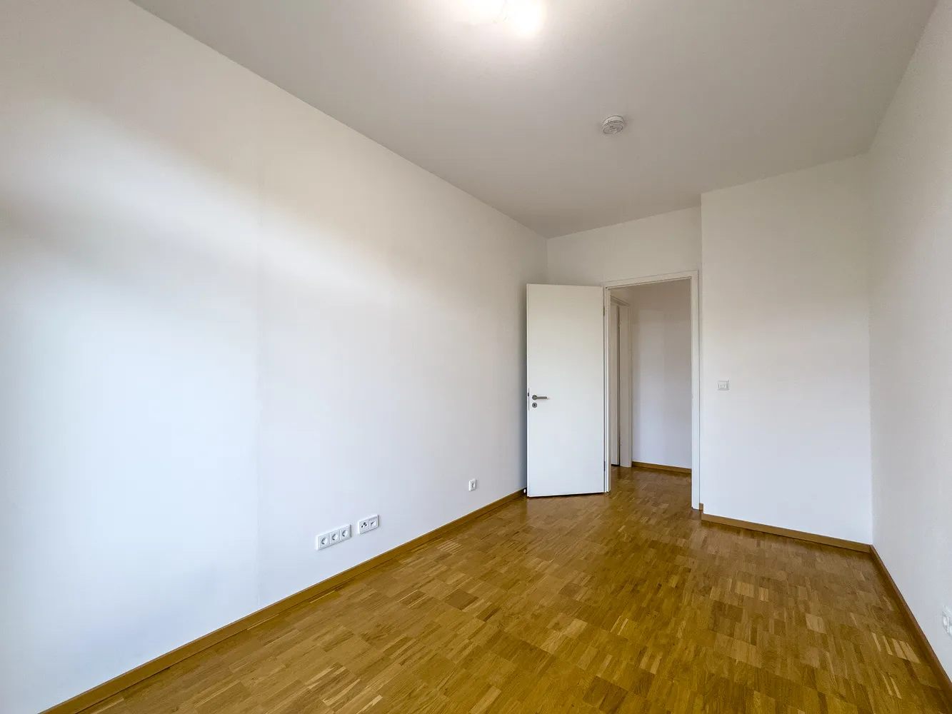 2 room apartment with 52 m² in Berlin – Photo 12