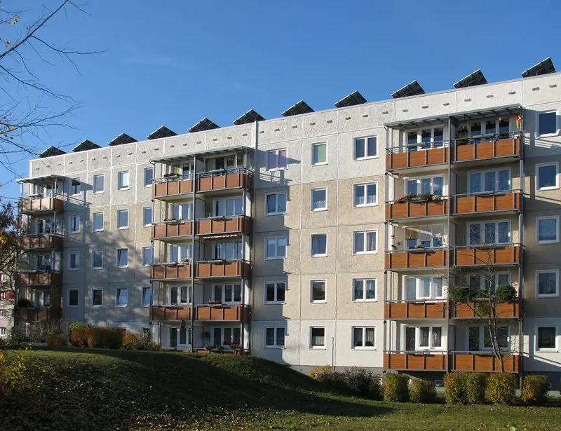 4 Zimmer Wohnung mit 72 m² in Neubrandenburg – Bild 1