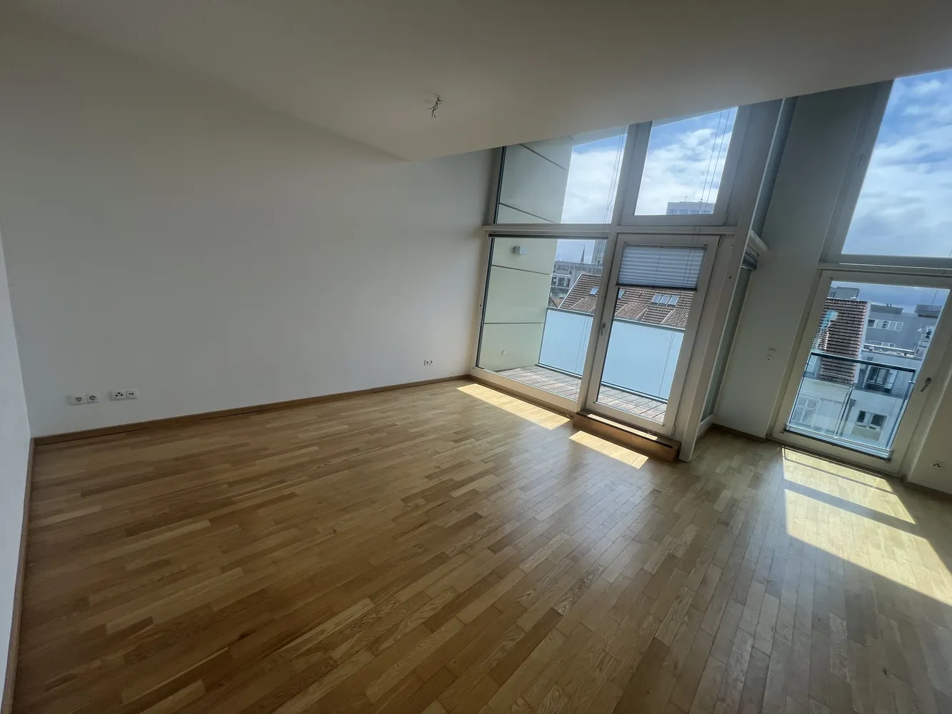 5 Zimmer Wohnung mit 157 m² in Hamburg – Bild 1