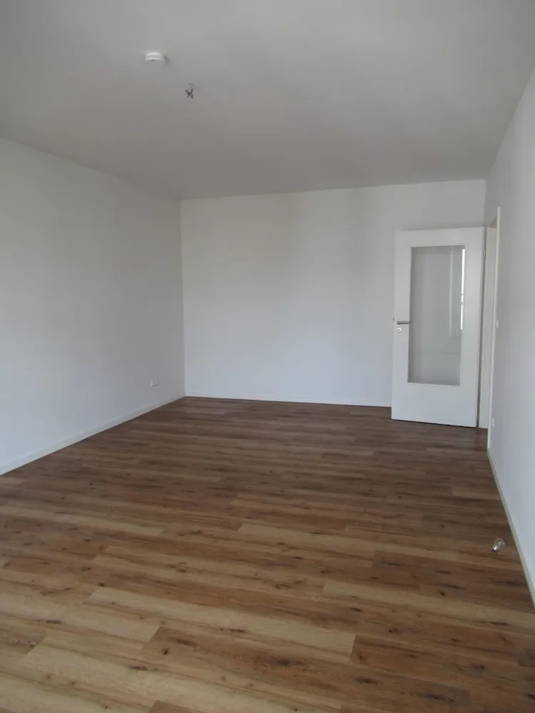 2 Zimmer Wohnung mit 67 m² in Dresden – Bild 2