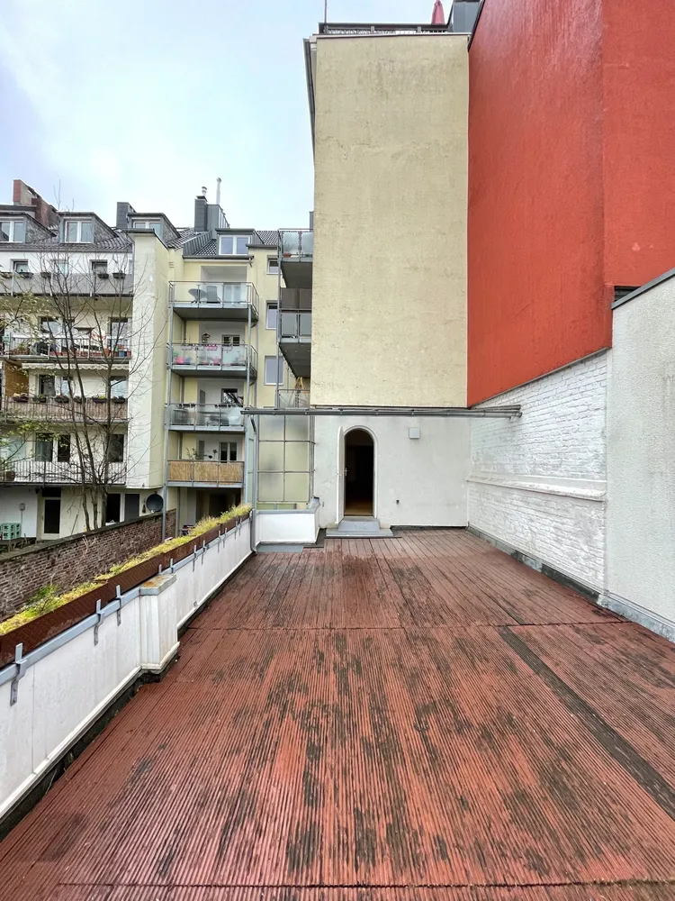 4 Zimmer Wohnung mit 116 m² in Düsseldorf – Bild 4