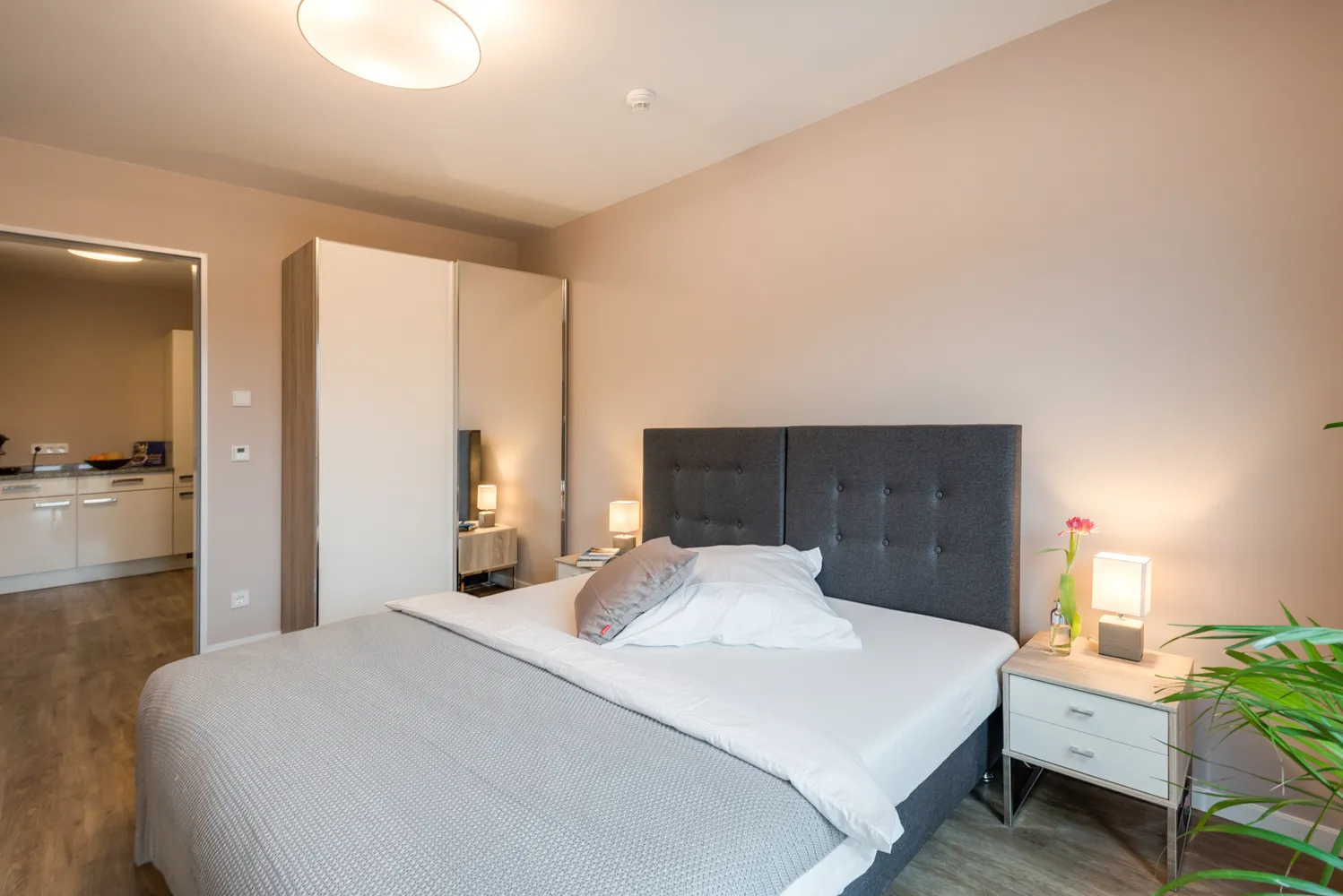 2 Zimmer Wohnung mit 65 m² in München – Bild 8