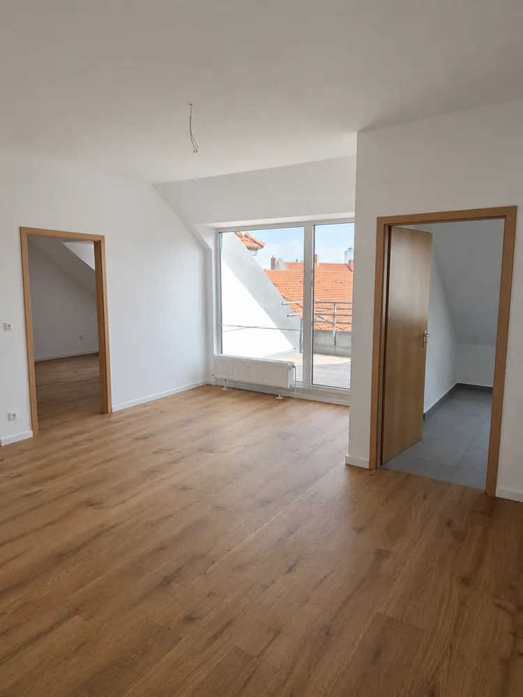 3 Zimmer Wohnung mit 85 m² in Nürnberg – Bild 2