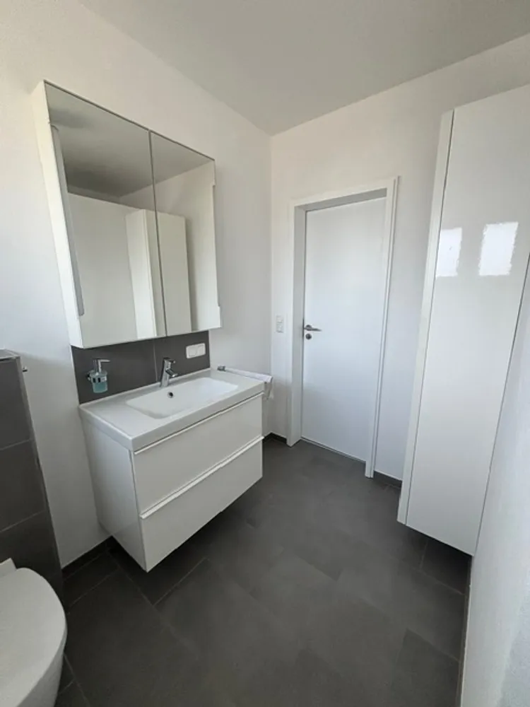 5 Zimmer Haus mit 138 m² in Frankfurt am Main – Bild 7