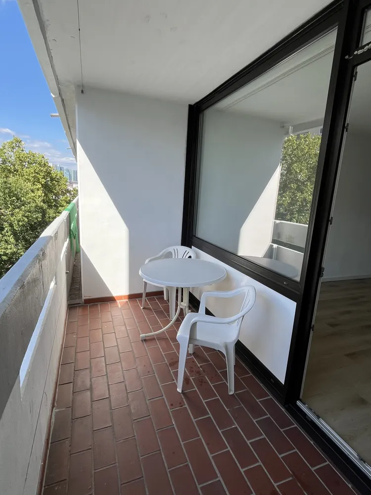 1 Zimmer Wohnung mit 32 m² in Frankfurt am Main – Bild 11