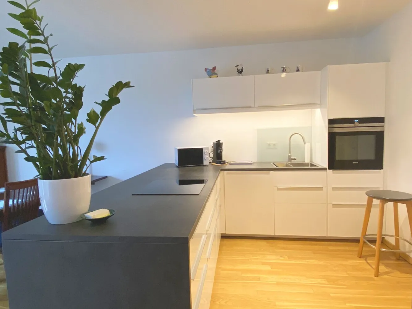 4 Zimmer Wohnung mit 98 m² in Düsseldorf – Bild 3