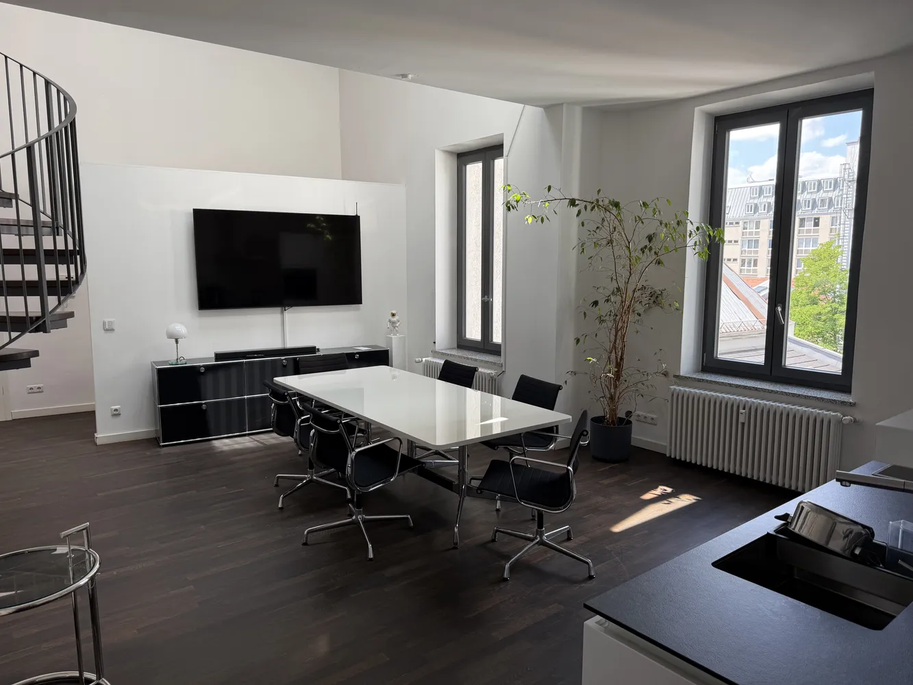 4 Zimmer Wohnung mit 160 m² in München – Bild 7