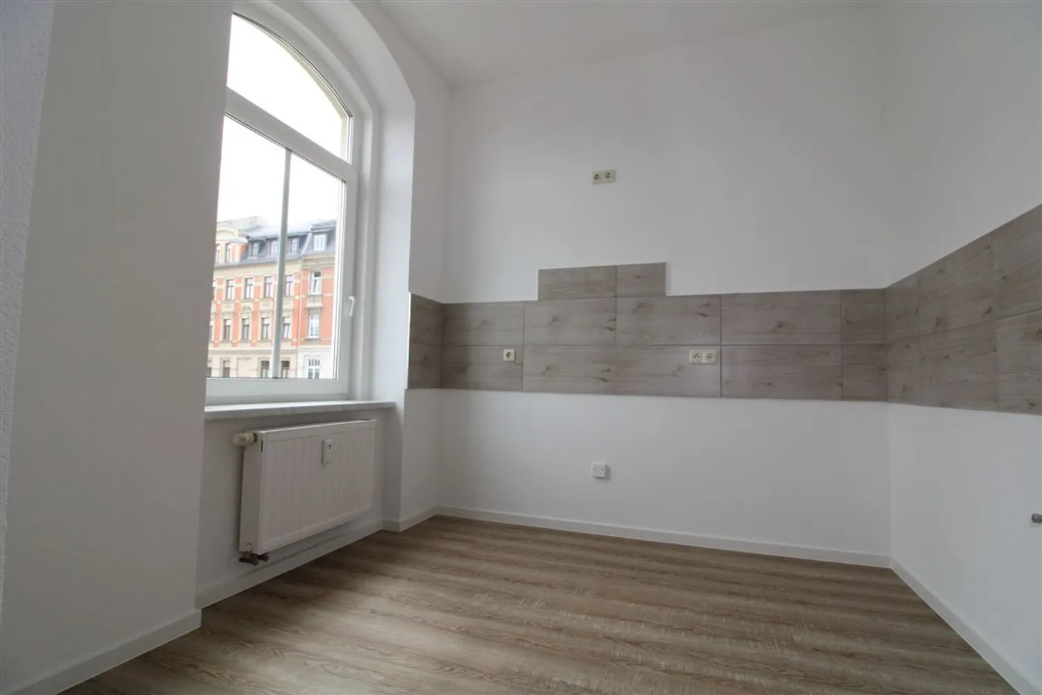 3 Zimmer Wohnung mit 63 m² in Plauen – Bild 2