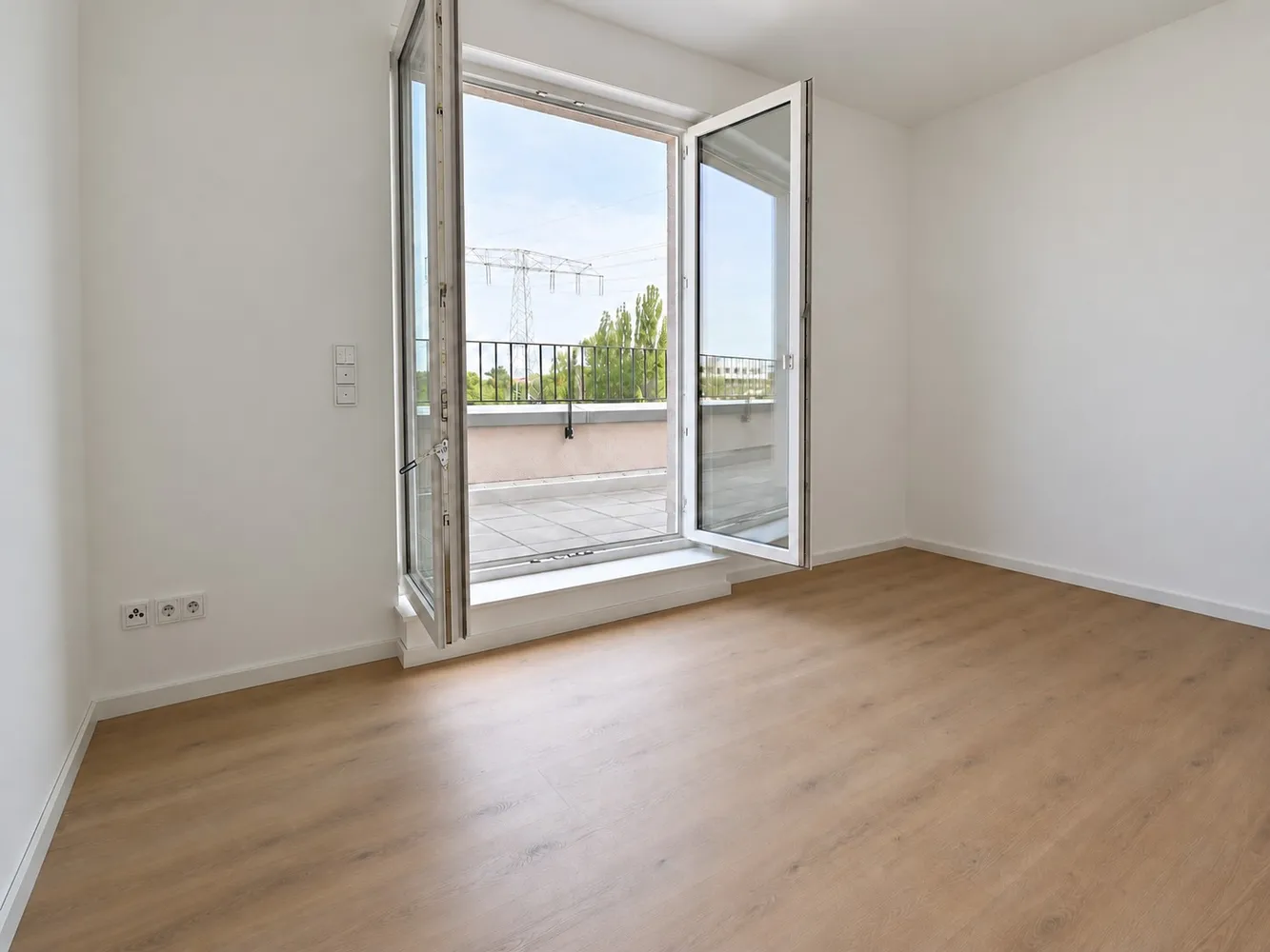 2 room apartment with 73 m² in Berlin – Photo 3