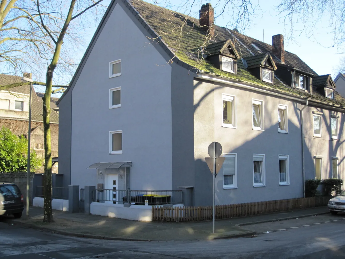 4 Zimmer Wohnung mit 77 m² in Duisburg – Bild 1