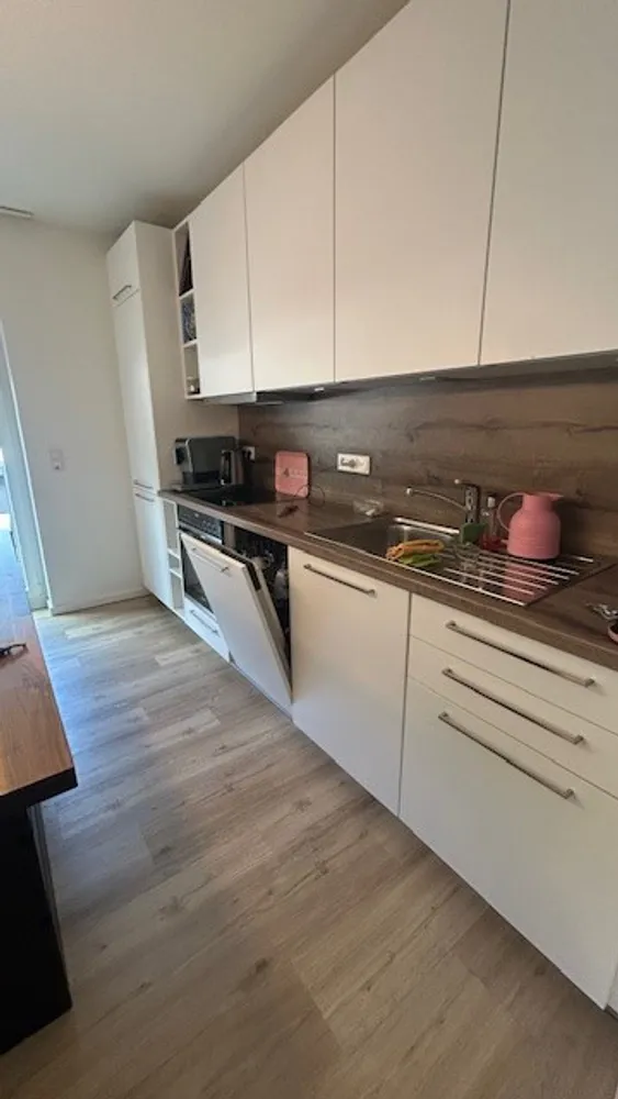 2 Zimmer Wohnung mit 65 m² in Hamburg – Bild 2