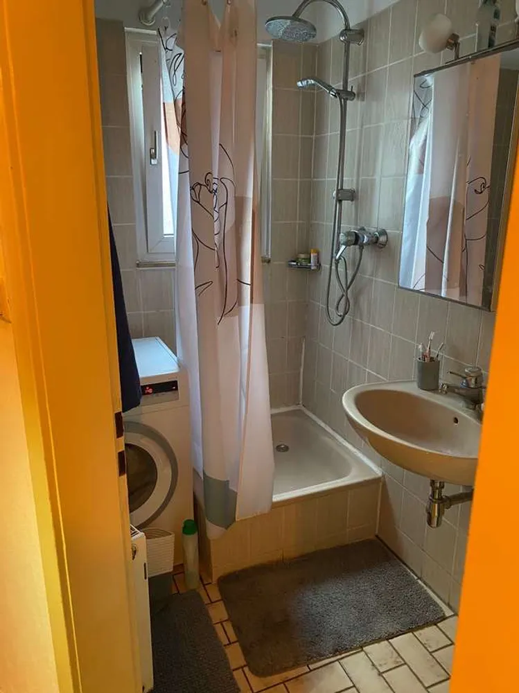 2 Zimmer Wohnung mit 53 m² in Köln – Bild 5