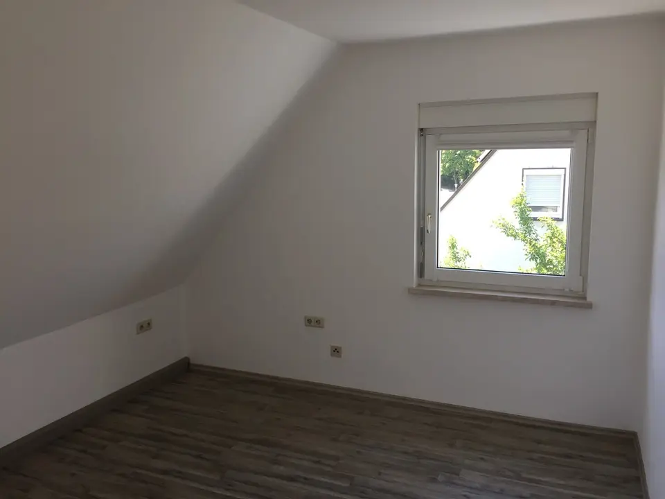 2 Zimmer Wohnung mit 49 m² in Hof – Bild 2