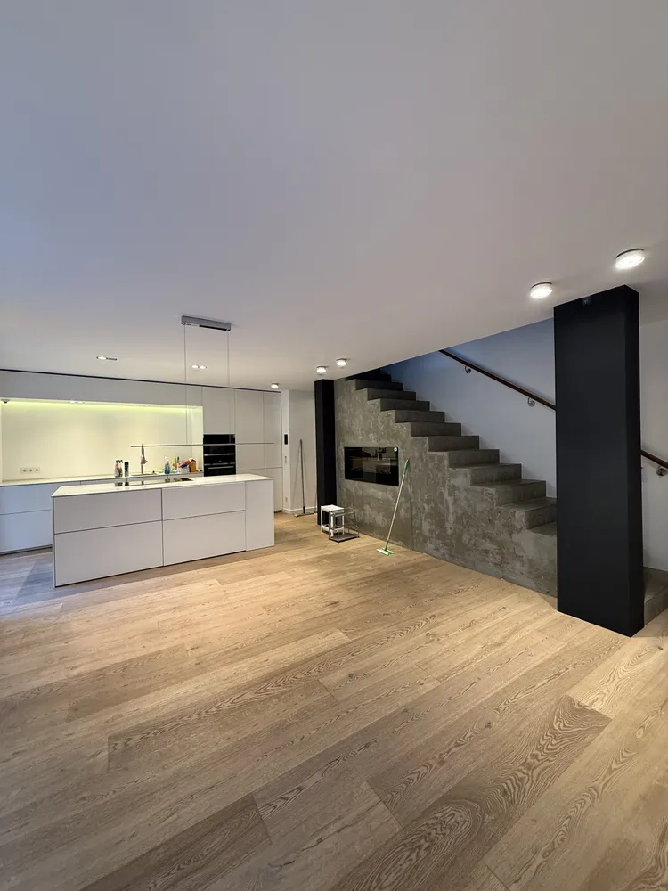 3 Zimmer Wohnung mit 135 m² in Düsseldorf – Bild 4