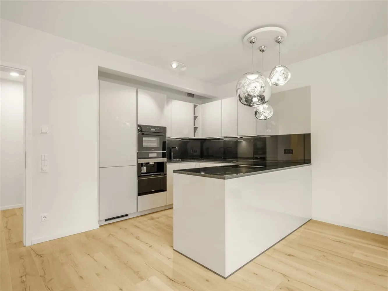2 Zimmer Wohnung mit 68 m² in Hamburg – Bild 1
