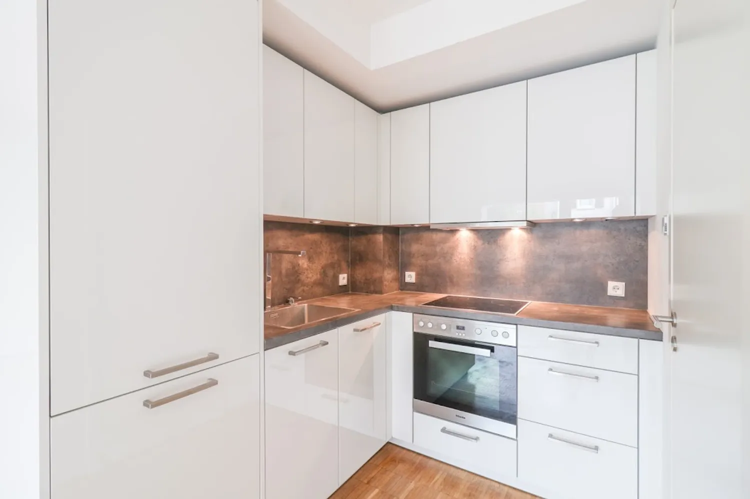 2 Zimmer Wohnung mit 63 m² in Stuttgart – Bild 1