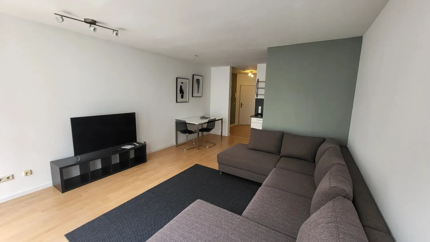 2 Zimmer Wohnung mit 50 m² in Köln – Bild 2