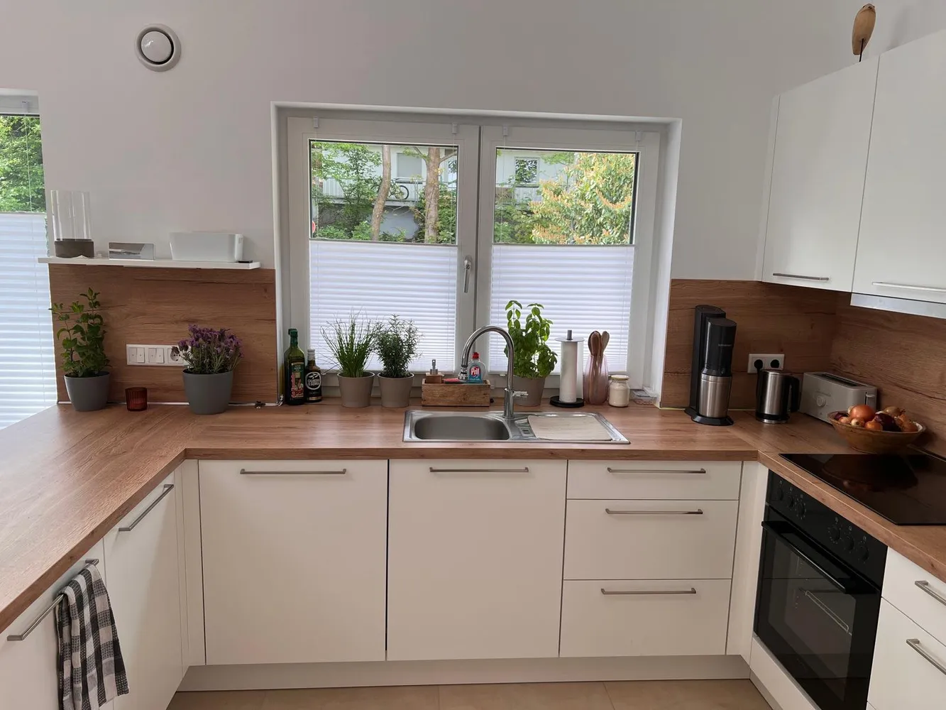 4 Zimmer Wohnung mit 83 m² in Köln – Bild 3