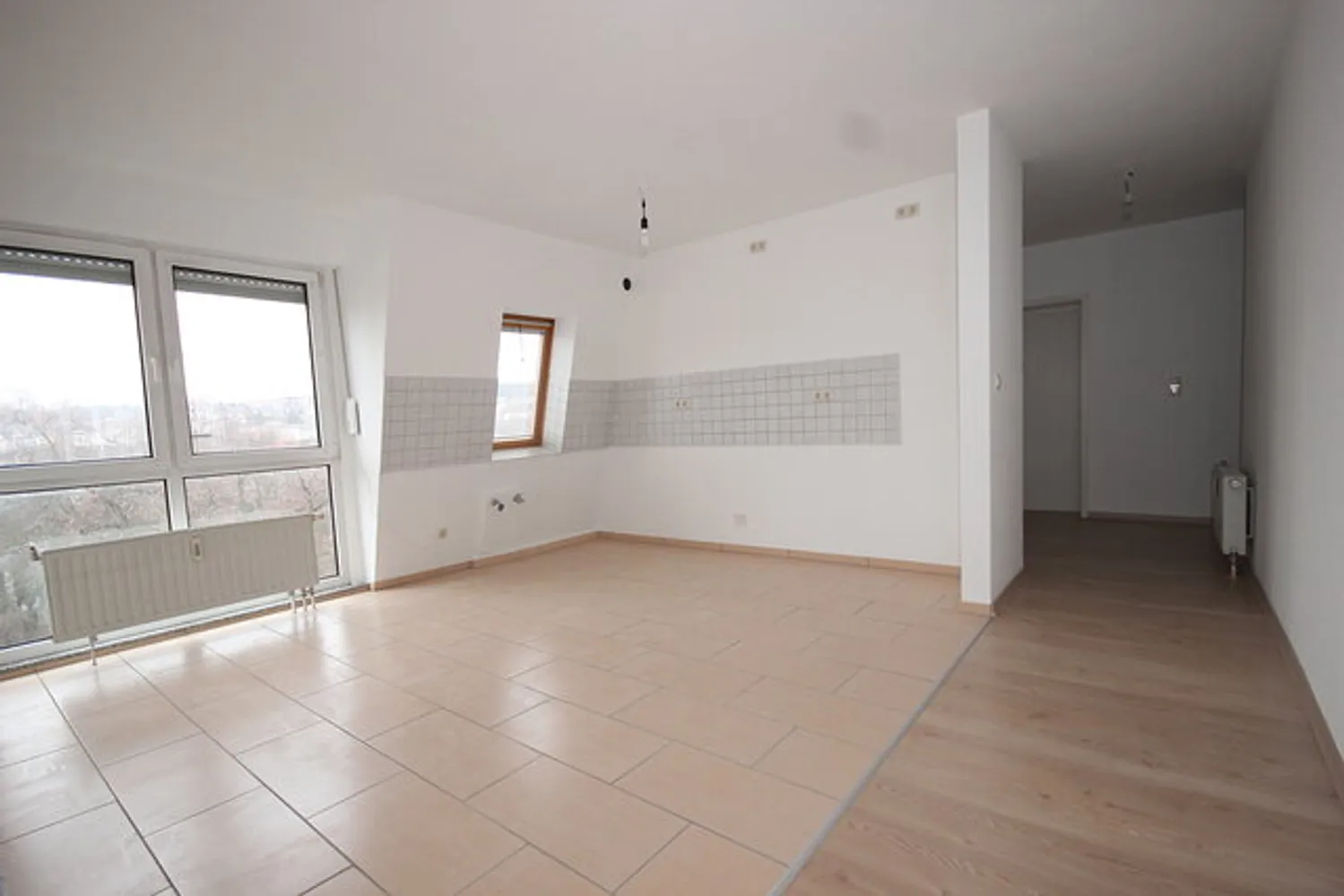 4 Zimmer Wohnung mit 127 m² in Plauen – Bild 3