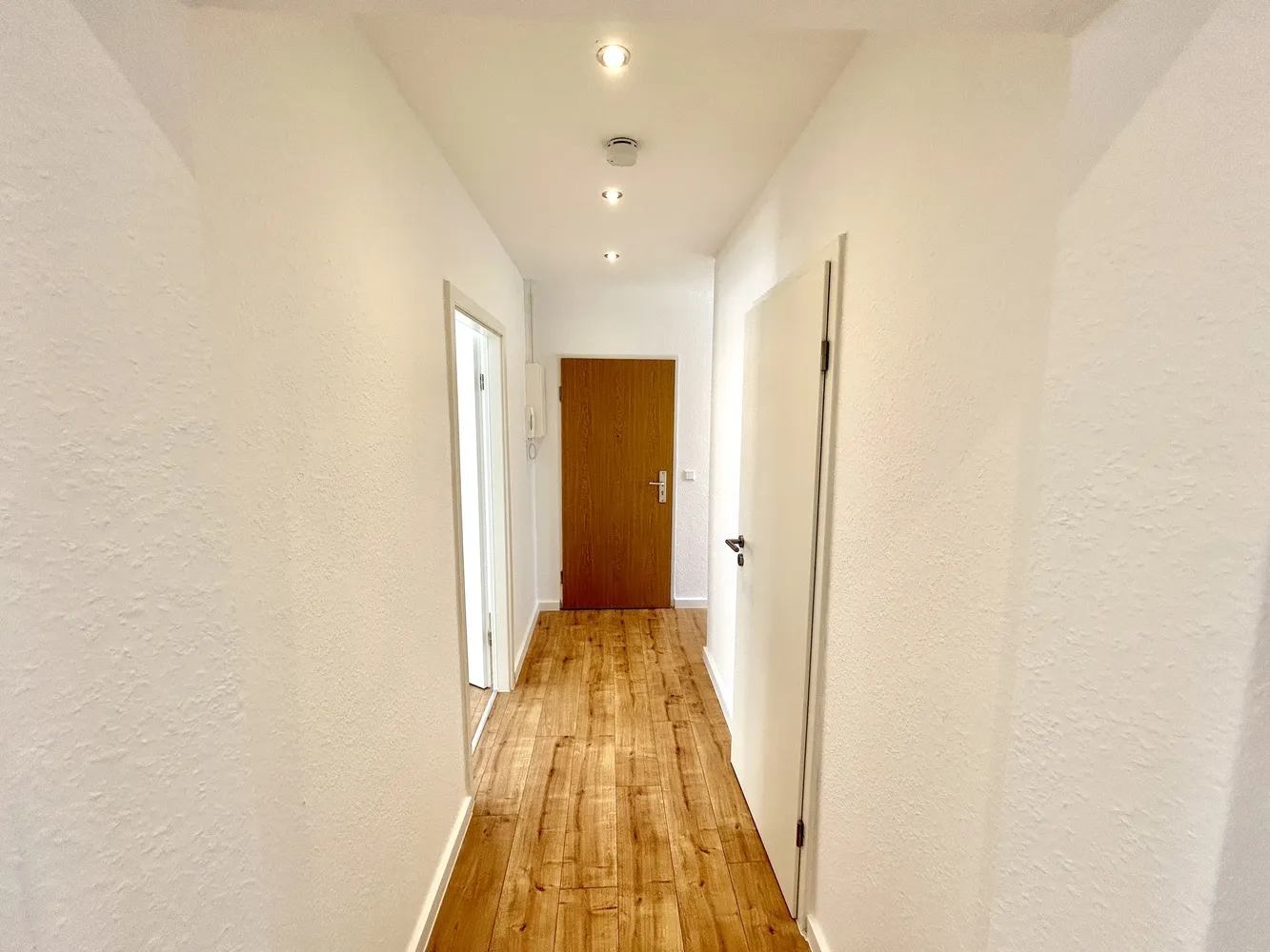 4 room apartment with 68 m² in Magdeburg – Photo 5