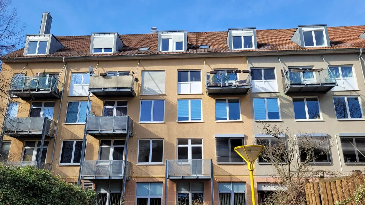 2 Zimmer Wohnung mit 105 m² in Halle (Saale) – Bild 6