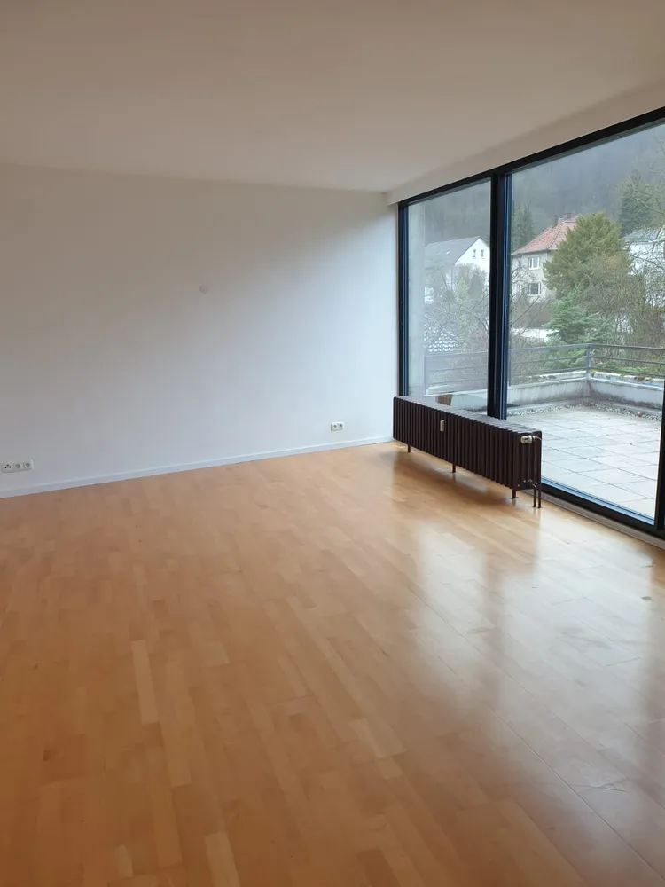 6 Zimmer Wohnung mit 172 m² in Hameln – Bild 2