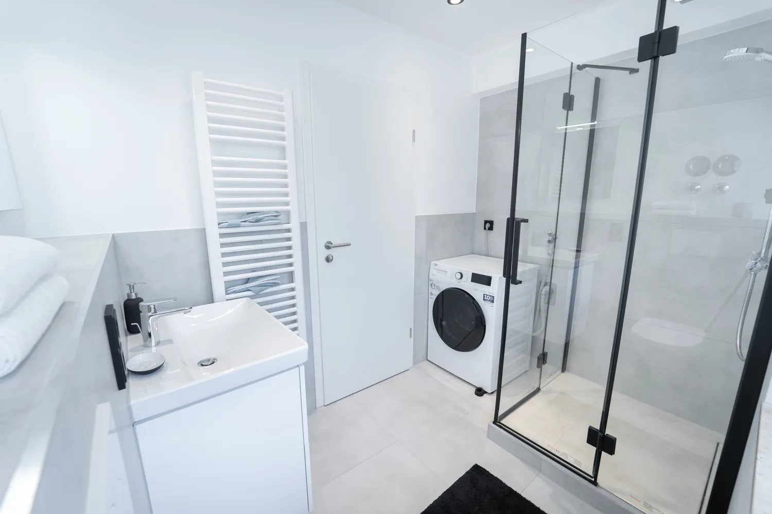 4 room apartment with 70 m² in Munich – Photo 3