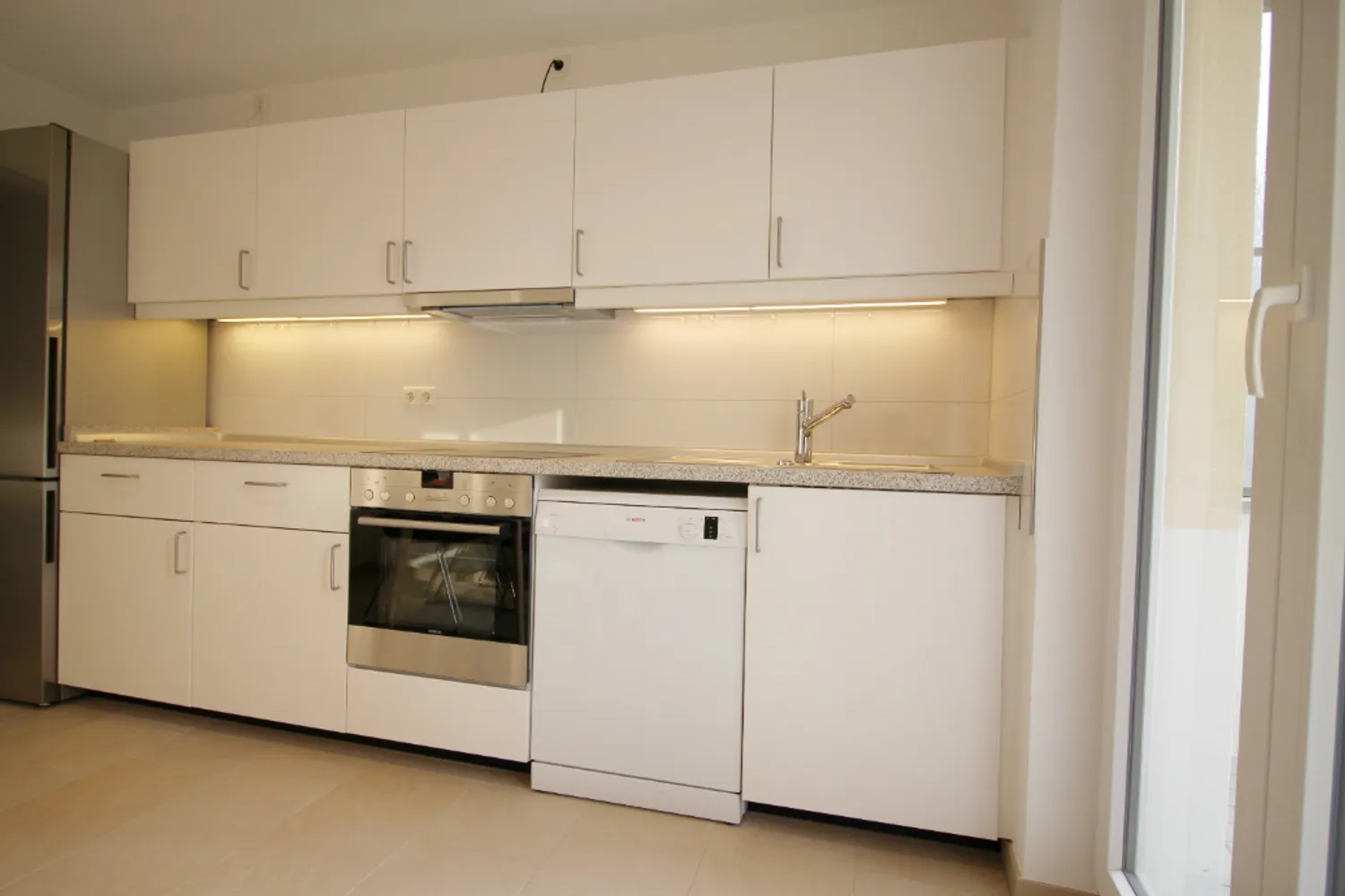 2 room apartment with 65 m² in Cologne – Photo 2