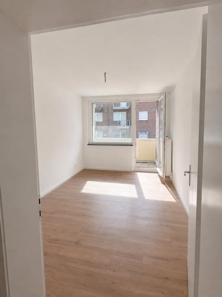 2 room apartment with 46 m² in Krefeld – Photo 3