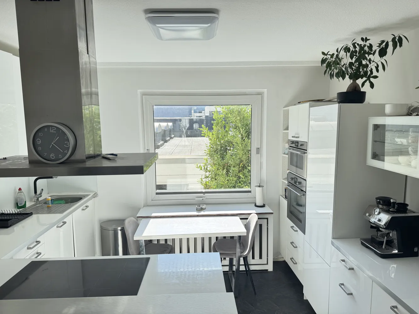 4 room apartment with 98 m² in Cologne – Photo 1