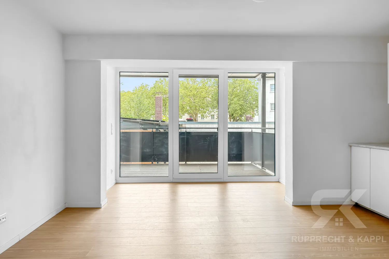 3 Zimmer Wohnung mit 91 m² in Weiden in der Oberpfalz – Bild 1
