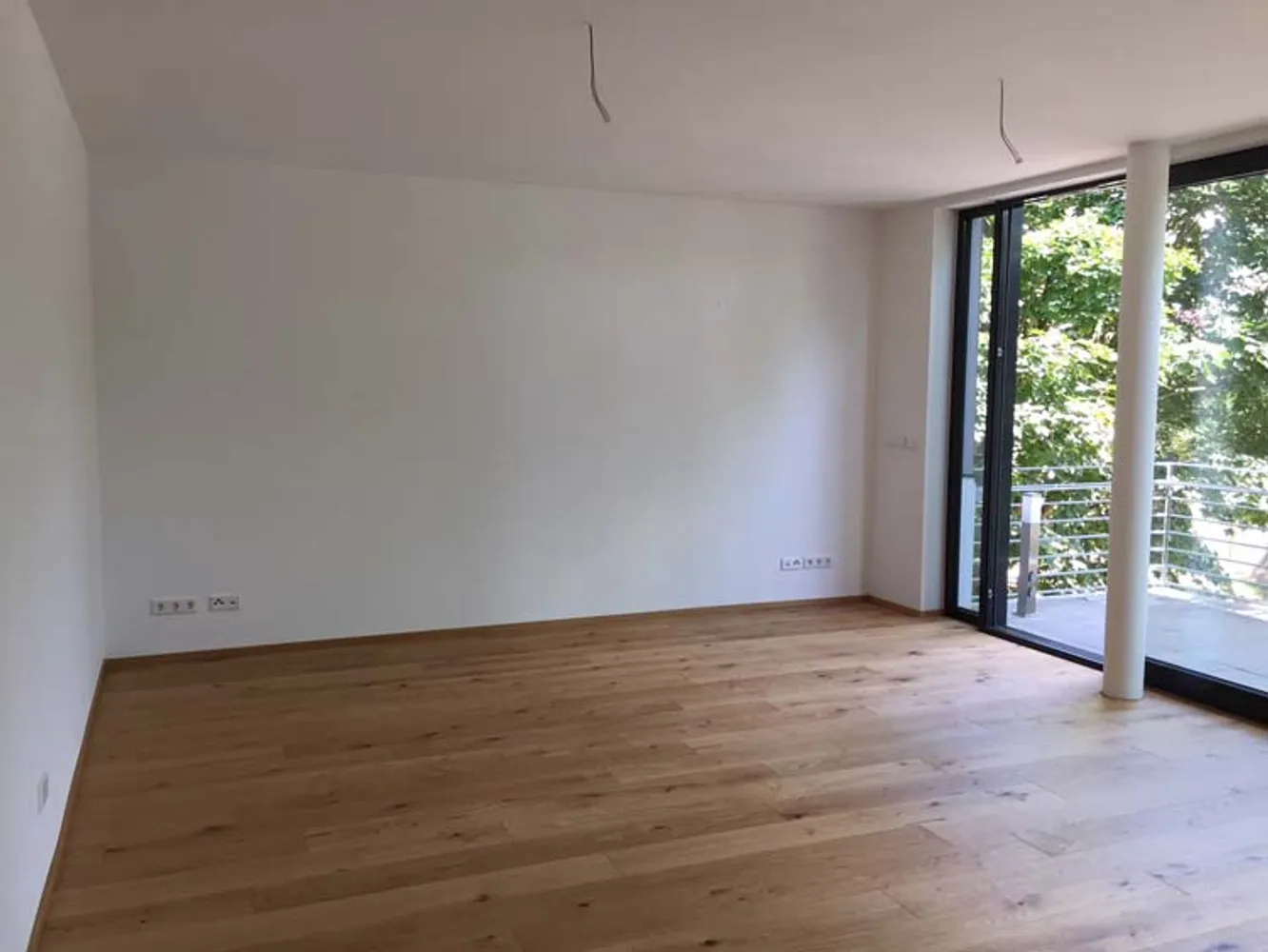 2 Zimmer Wohnung mit 77 m² in Dresden – Bild 4
