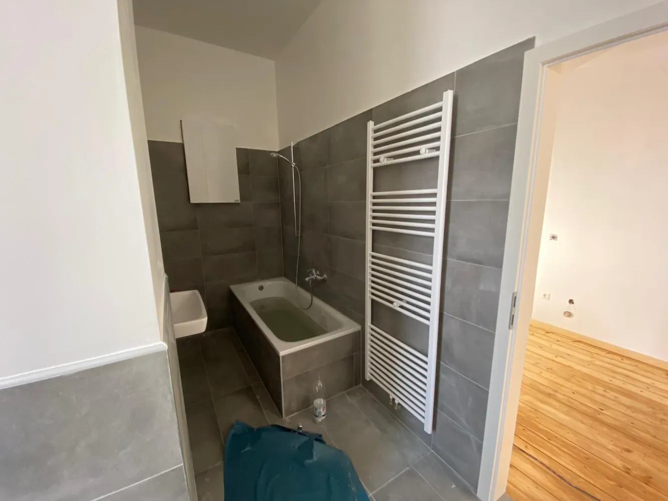 2 Zimmer Wohnung mit 75 m² in Mannheim – Bild 2
