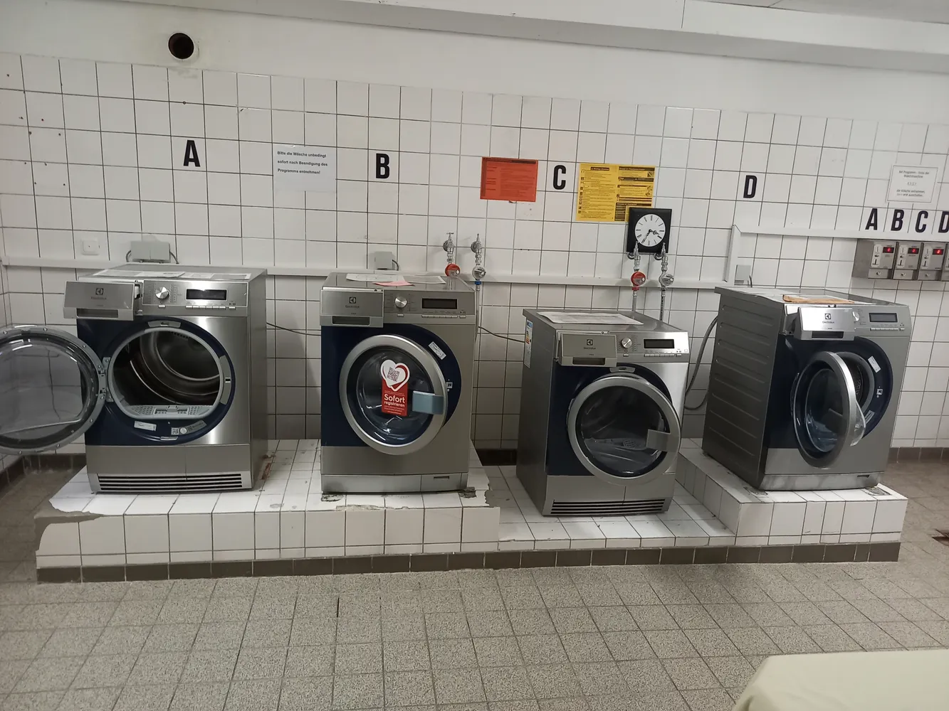 1 Zimmer Wohnung mit 29 m² in Frankfurt am Main – Bild 9