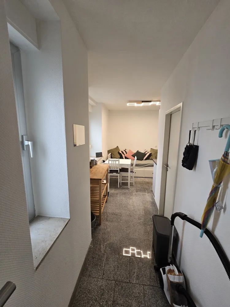 1 Zimmer Wohnung mit 30 m² in Köln – Bild 11