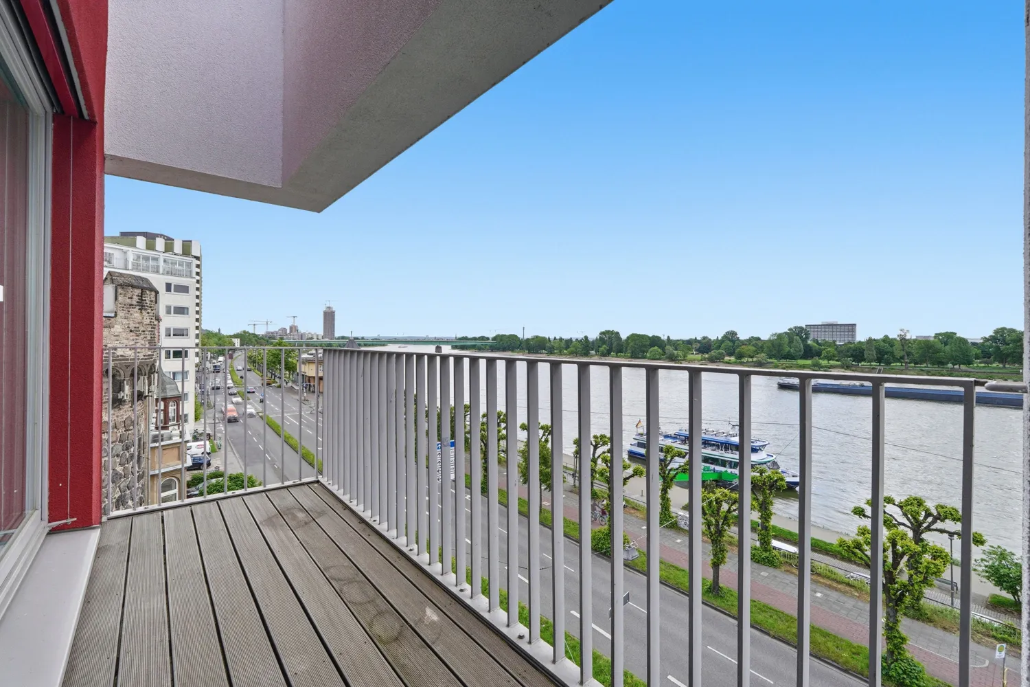 2 Zimmer Wohnung mit 110 m² in Köln – Bild 7
