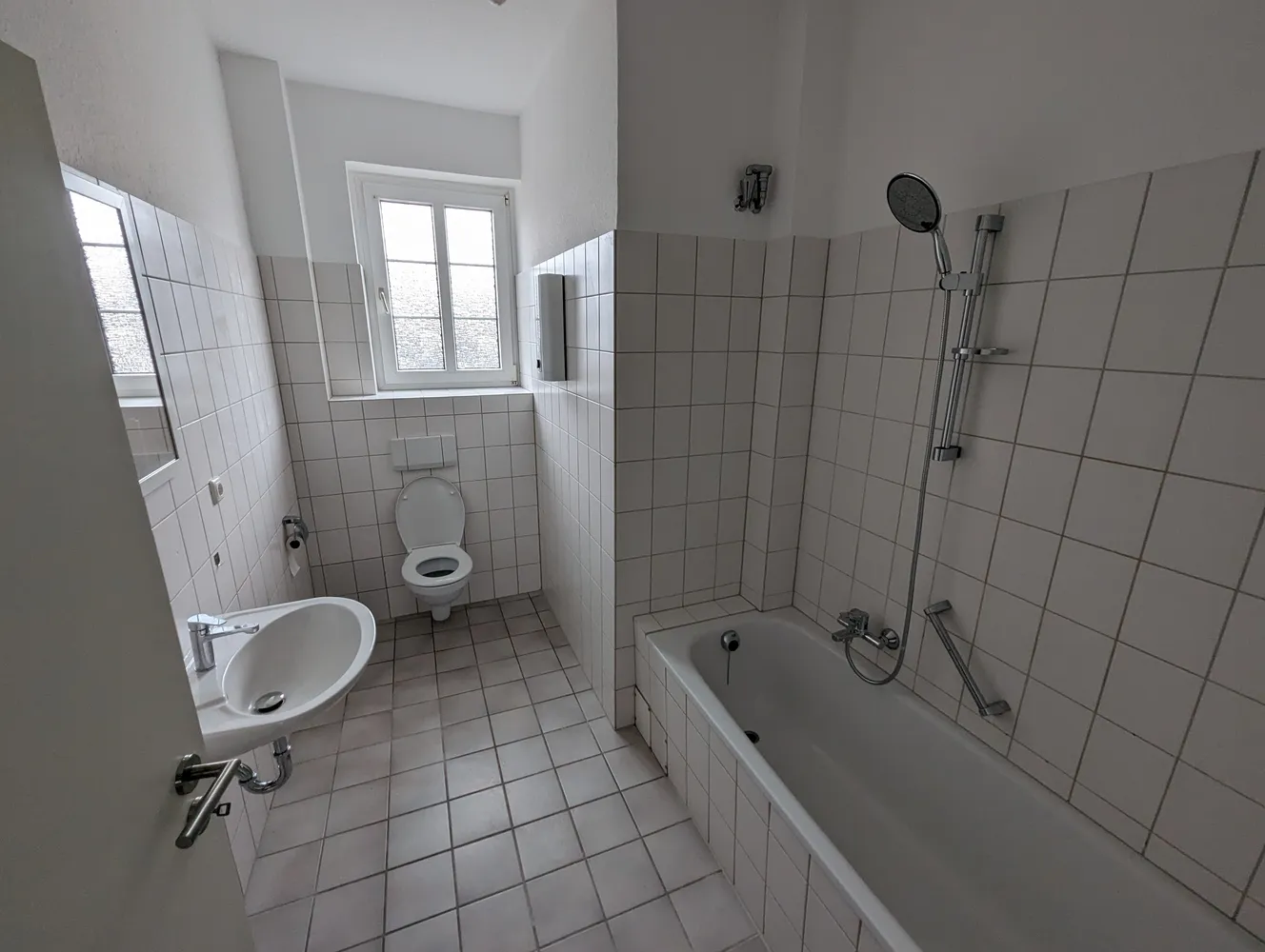 2 room apartment with 62 m² in Frankfurt am Main – Photo 2