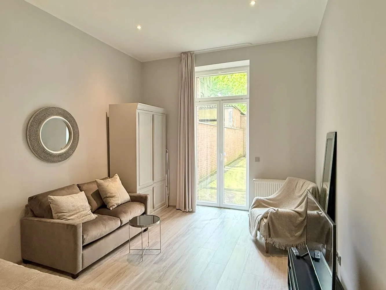 2 Zimmer Wohnung mit 40 m² in Düsseldorf – Bild 2