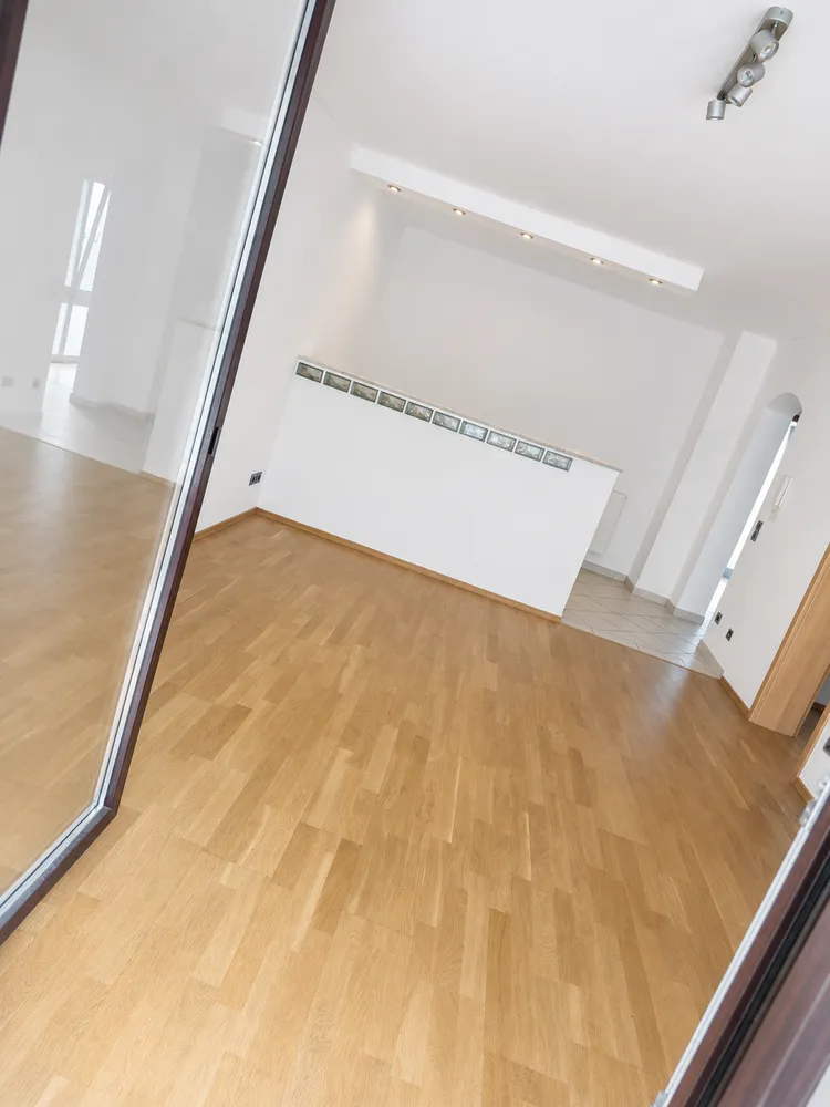 2 Zimmer Wohnung mit 53 m² in Saarbrücken – Bild 3