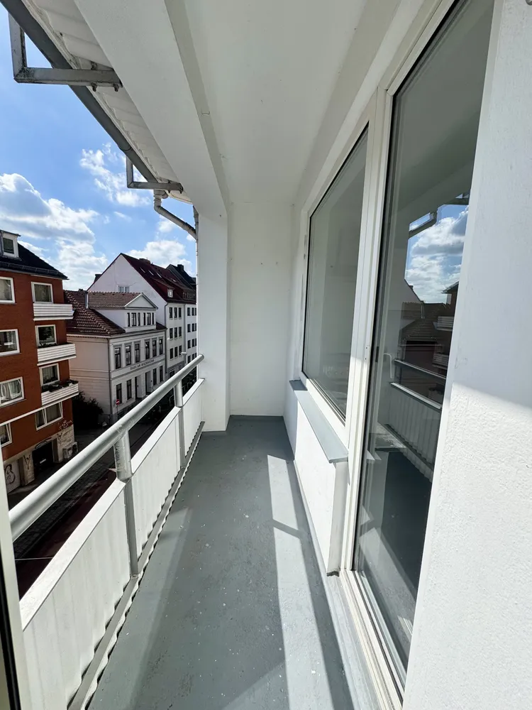 1 room apartment with 33 m² in Bremen – Photo 9