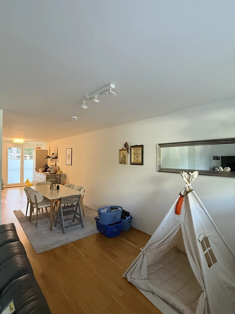 3 Zimmer Wohnung mit 97 m² in München – Bild 2