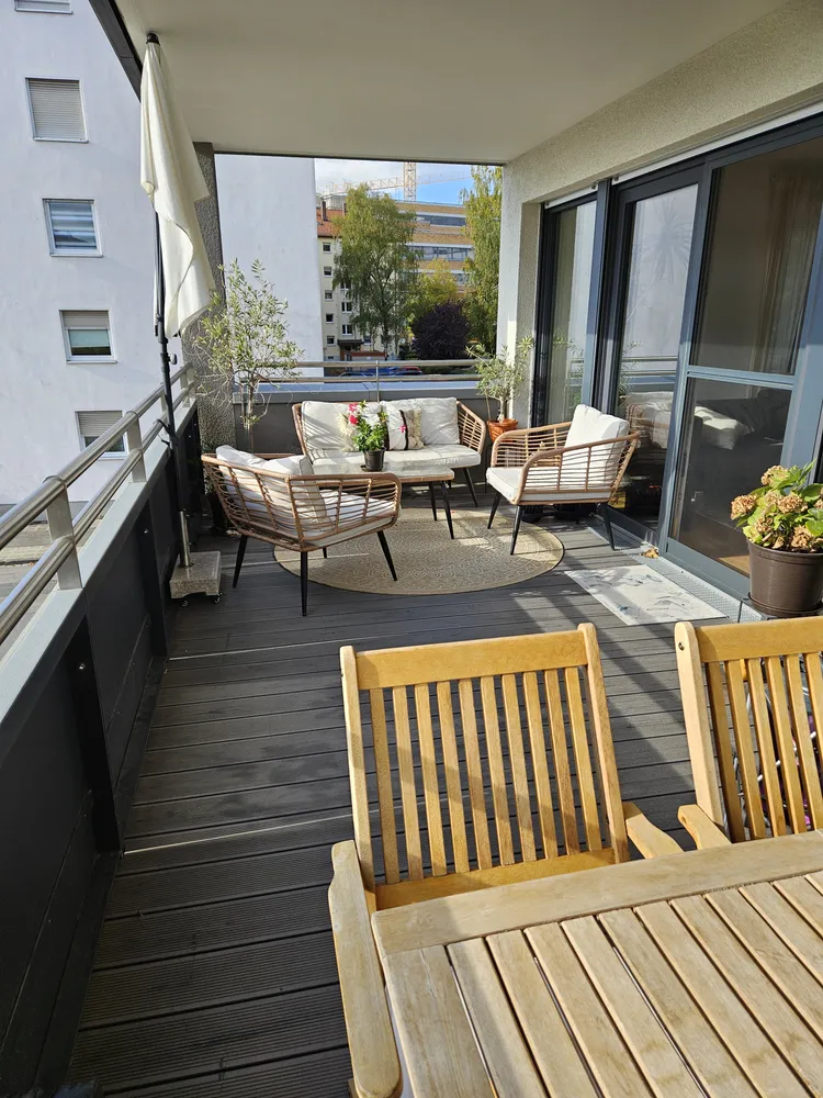 4 Zimmer Wohnung mit 132 m² in Nürnberg – Bild 2