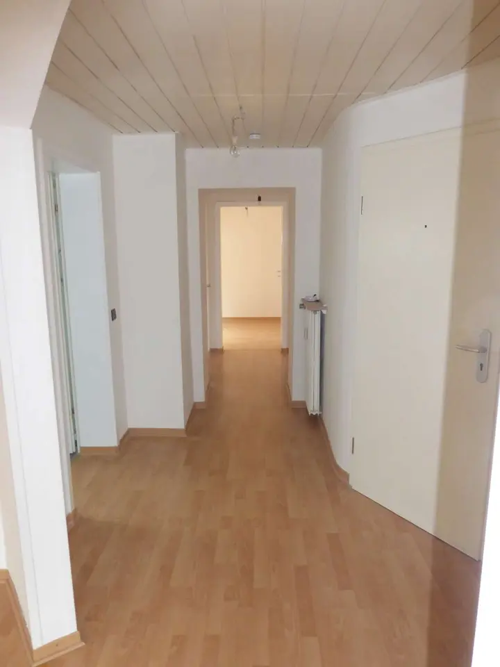 3 Zimmer Wohnung mit 90 m² in Bornheim – Bild 3